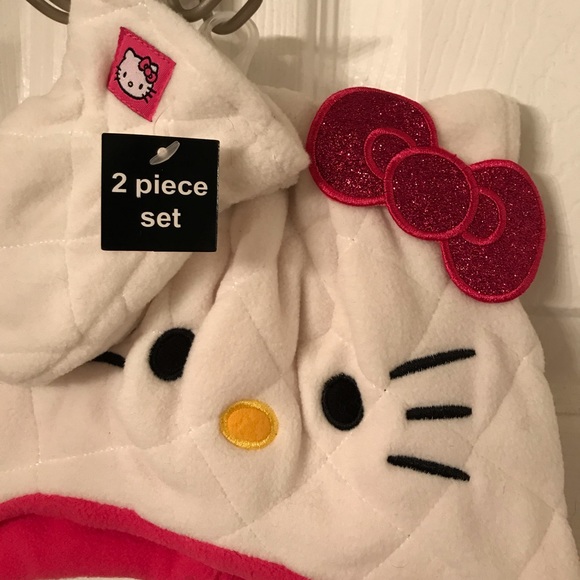 Hello kitty winter hat and gloves set - Picture 2 of 4